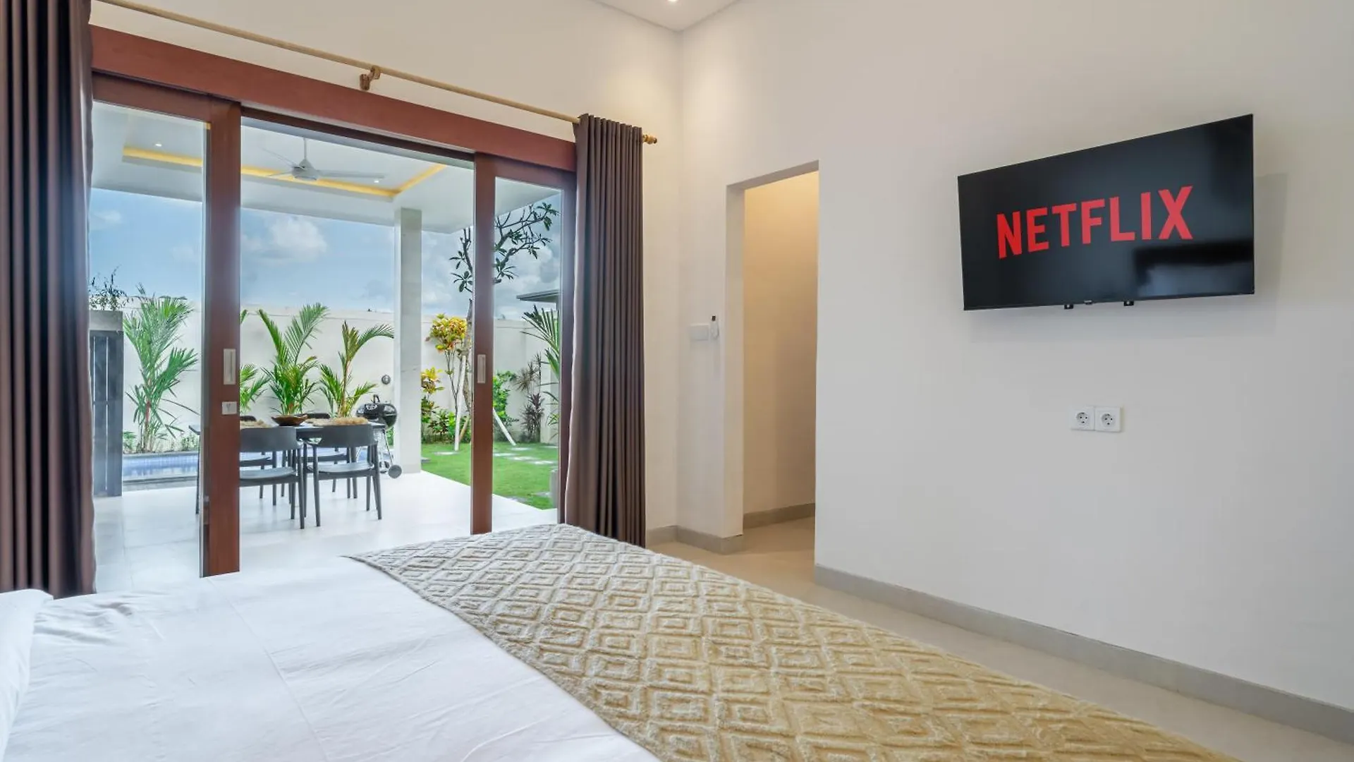 Aleksa - Brand New Villa - Ricefield View - Canggu - Rooftop Ινδονησία
