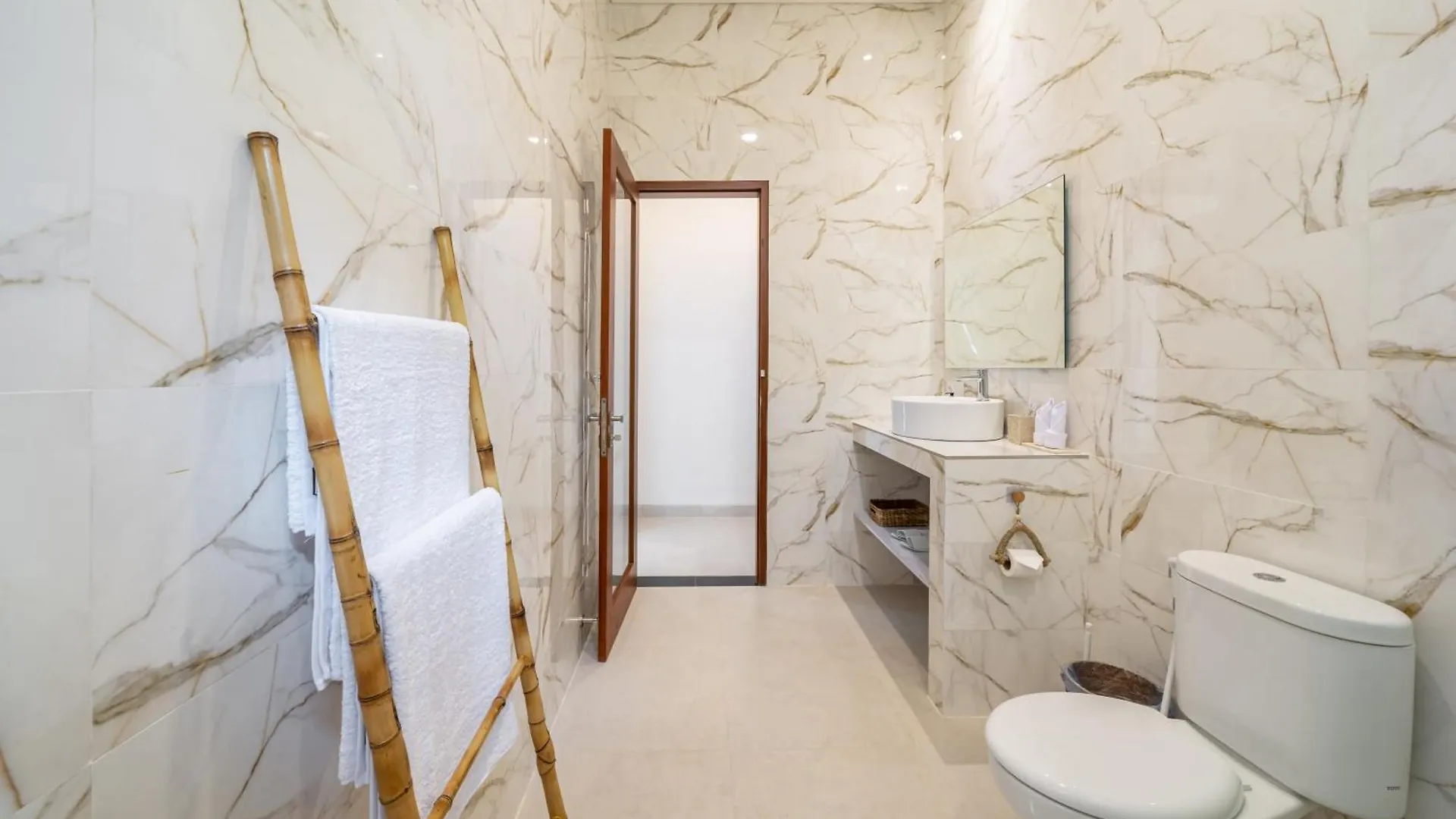 Aleksa - Brand New Villa - Ricefield View - Canggu - Rooftop Ινδονησία